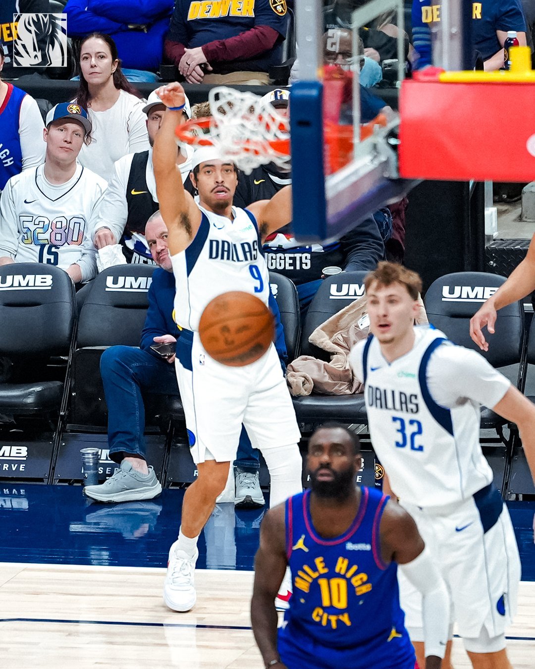 基德赛后评价小内姆哈德：我认为他整场比赛的表现都非常出色。自从将他调入首发阵容后