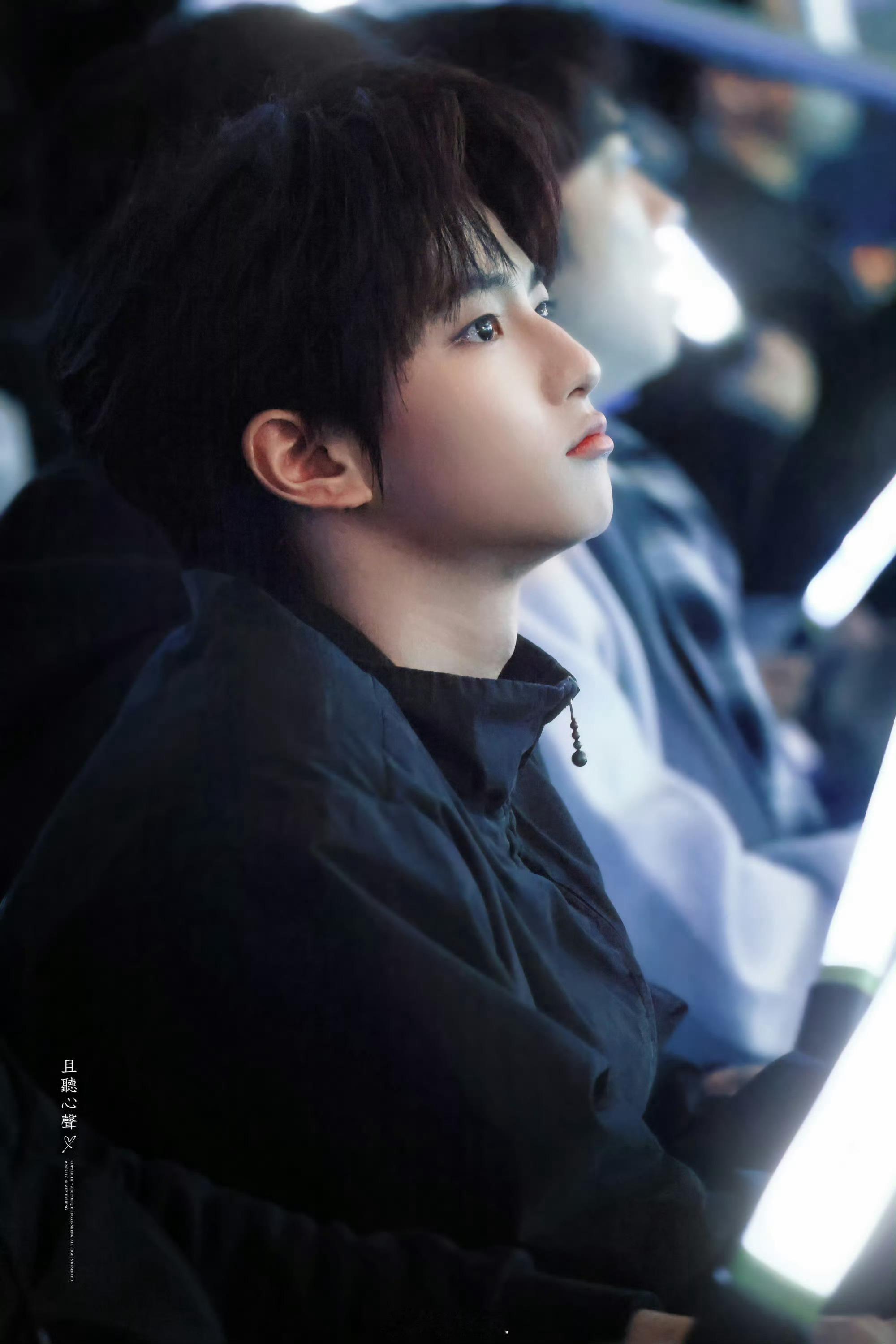 穆祉丞去看张杰演唱会了穆祉丞依旧萌之 