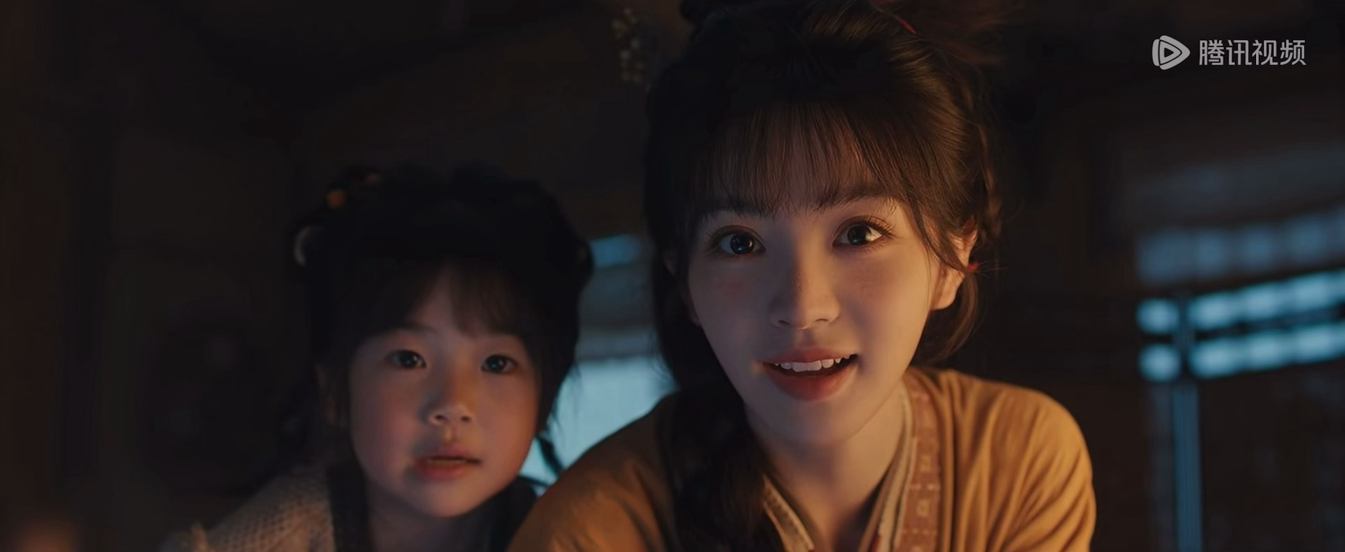 逐玉逐玉开播我现实中看到张凌赫这张帅脸就田曦薇这样惊叹： 逐玉热度