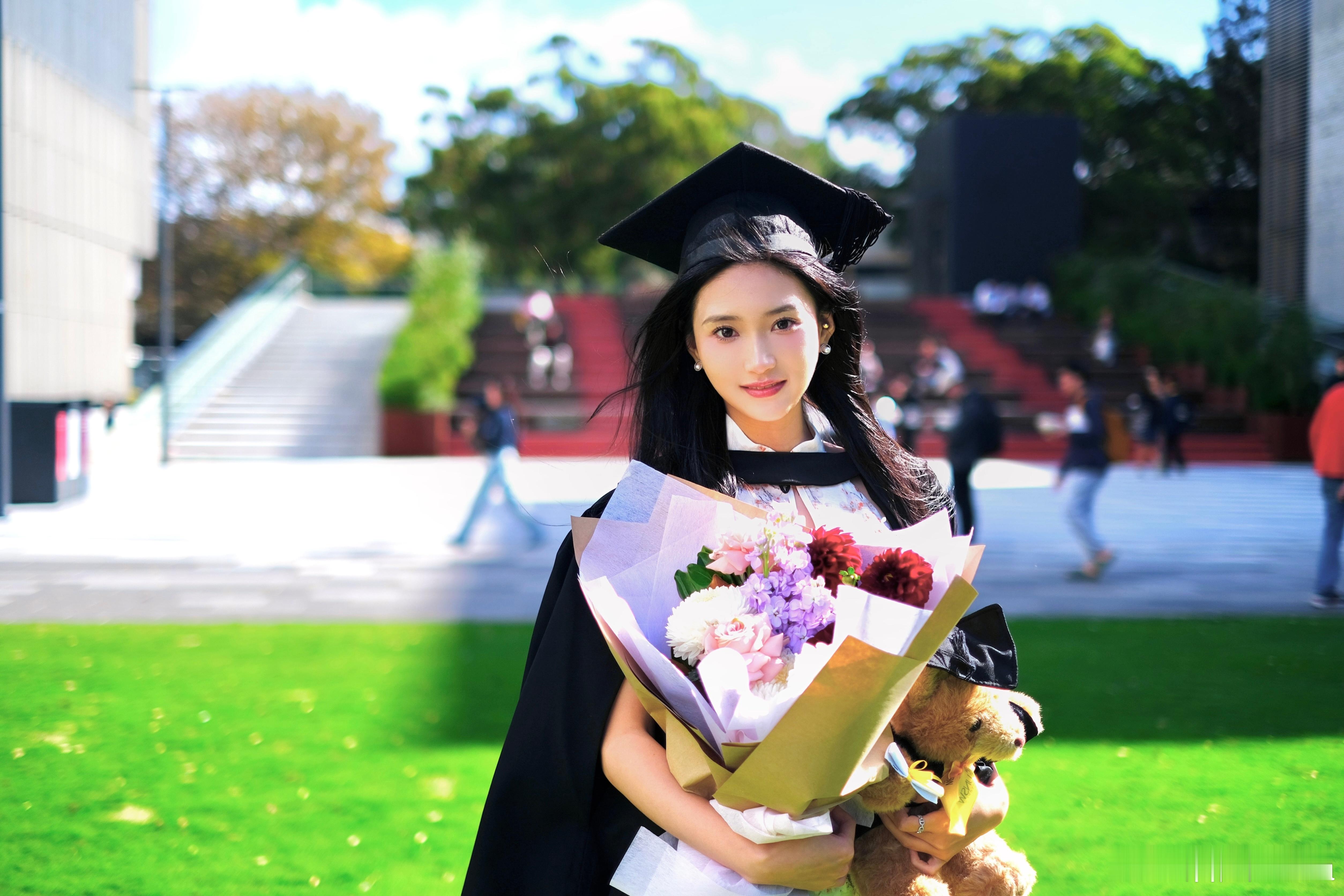 🎓 𝐺𝑟𝑎𝑑𝑢𝑎𝑡𝑒𝑑 .ᐟ.ᐟ准备去写未来的答卷啦💐 ​