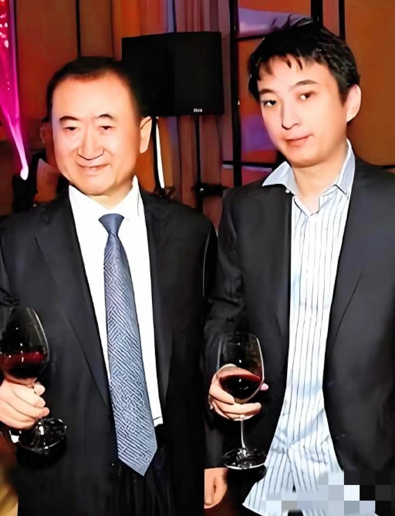 我问我闺蜜，王健林七十多岁了，真的不管管他儿子王思聪吗？
我闺蜜听了，沉默了一下
