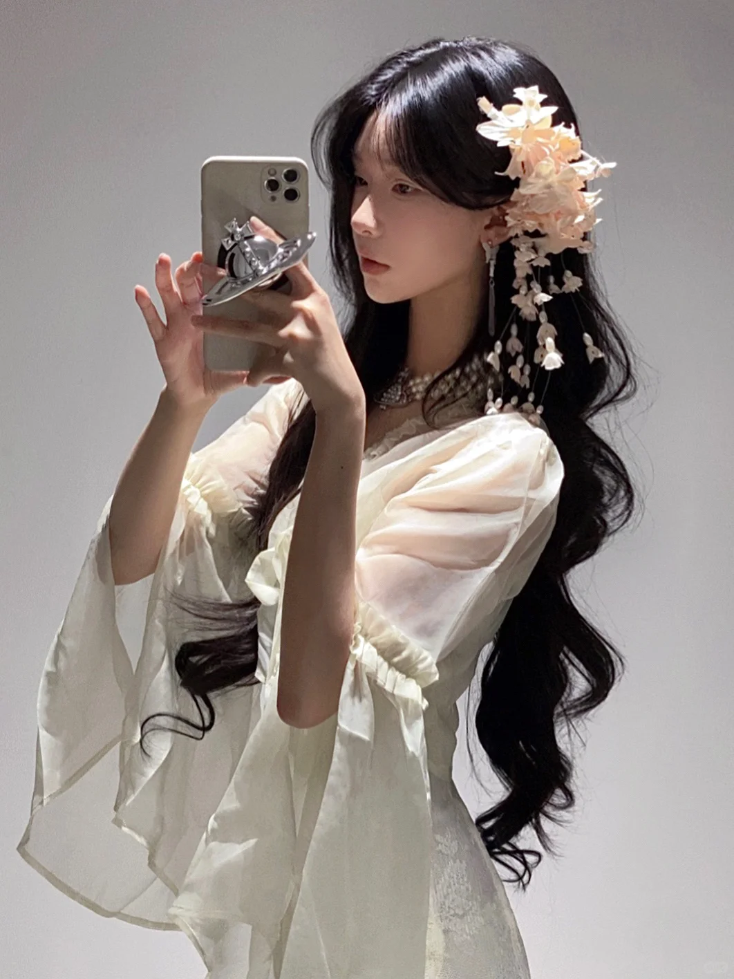 ₊˚ 𝒞𝓁𝒶𝓈𝓈𝒾𝒸𝒶𝓁 𝓇ℴ𝓈ℯ ⋆ ₊˚