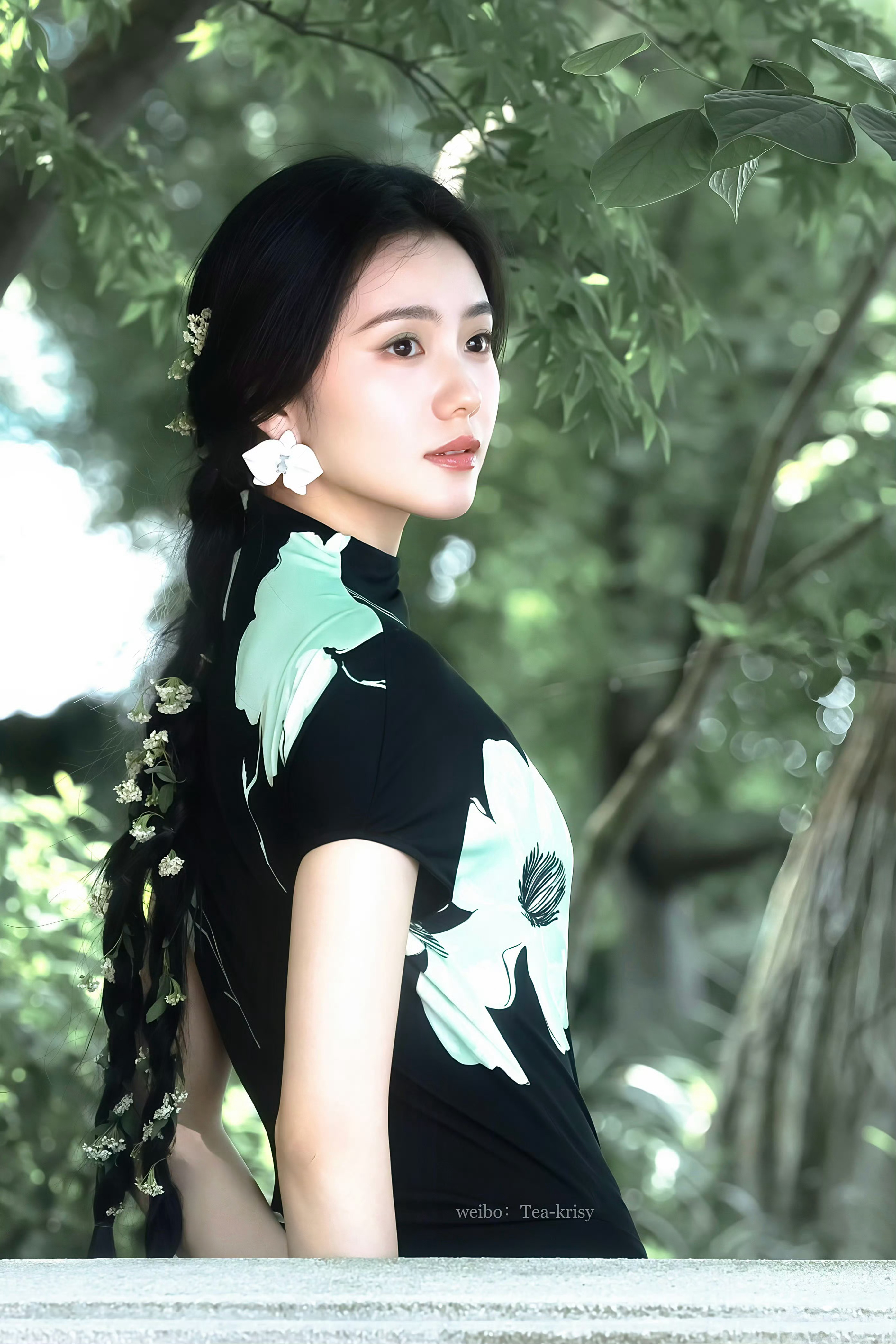 -𝐒𝐇𝐀𝐑𝐄｜刘浩存头像背景图搭配 ⸝⸝🍀꙳🎋◟🍏。 