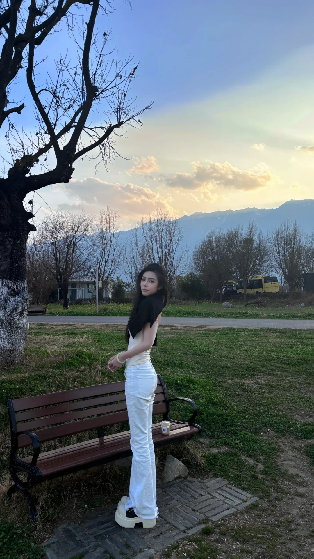 Hi