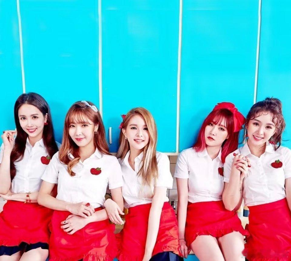 曹璐自曝在海外生活费每月2500元好在现在已经走出来，从人群中脱颖而出，现在已经