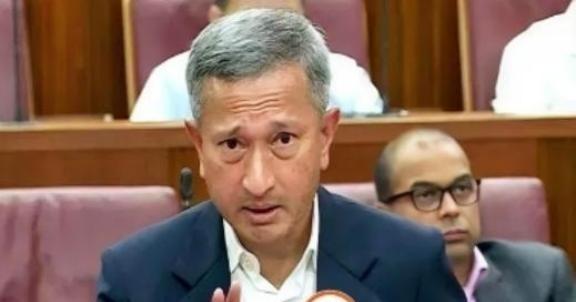 这一次新加坡彻底急了！黄循财本以为中国忙着制裁日本没工夫搭理新加坡，却是没想到中