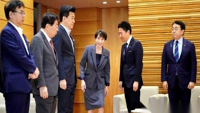 签证费直接暴涨5倍！
这不是通货膨胀，这根本就是指着鼻子下逐客令：“真不欢迎你们