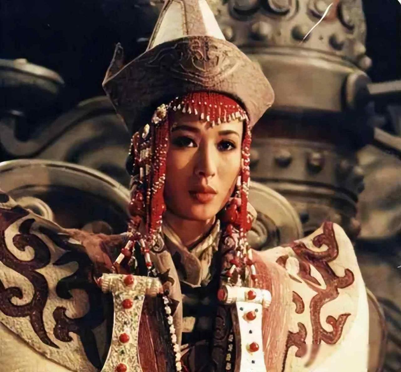 成吉思汗的正妻孛儿贴在被蔑儿乞人掳走的时候有没有受到侵犯？
13世纪初，成吉思汗