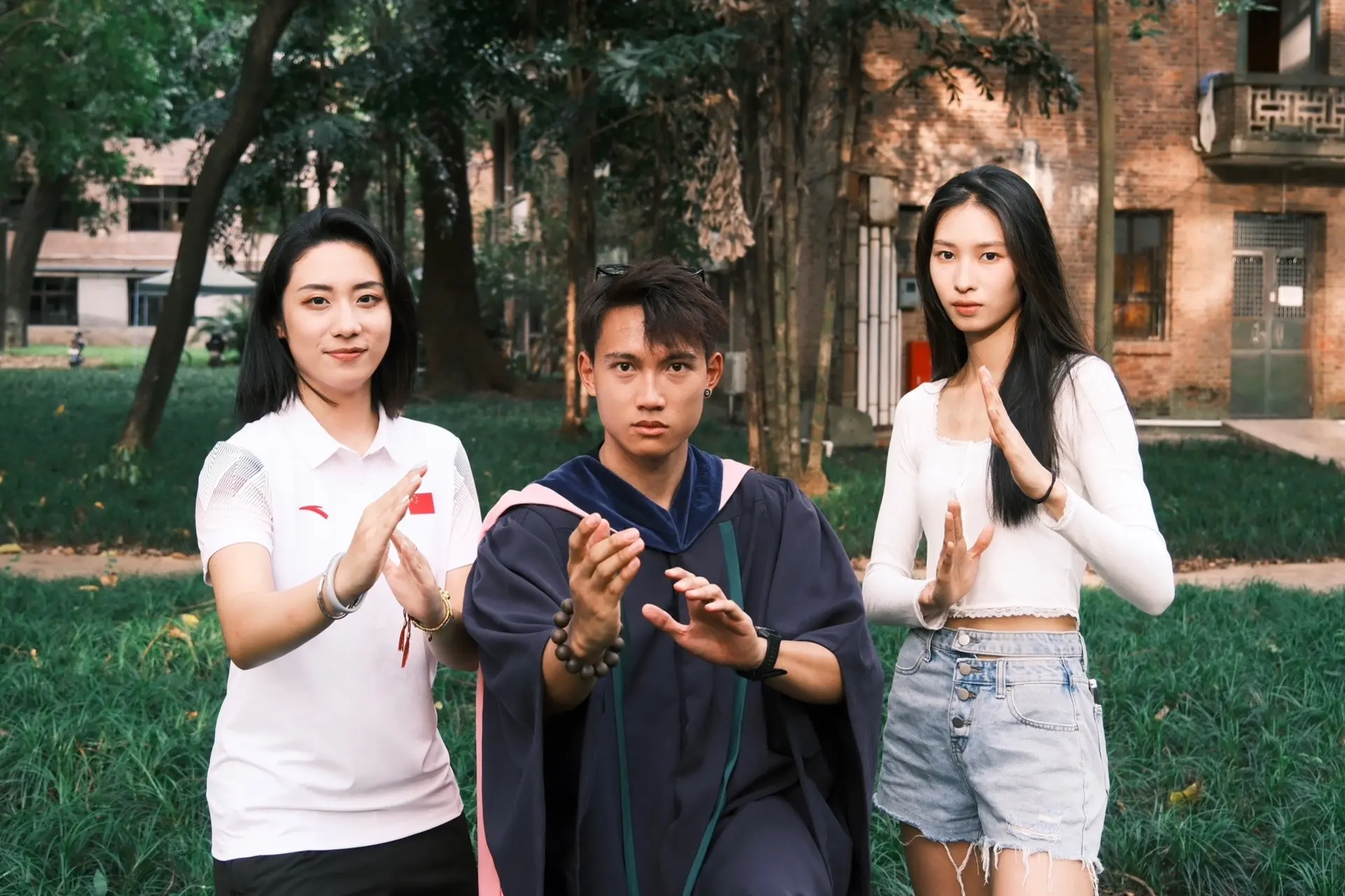 燕砸，没了你我可怎么活啊