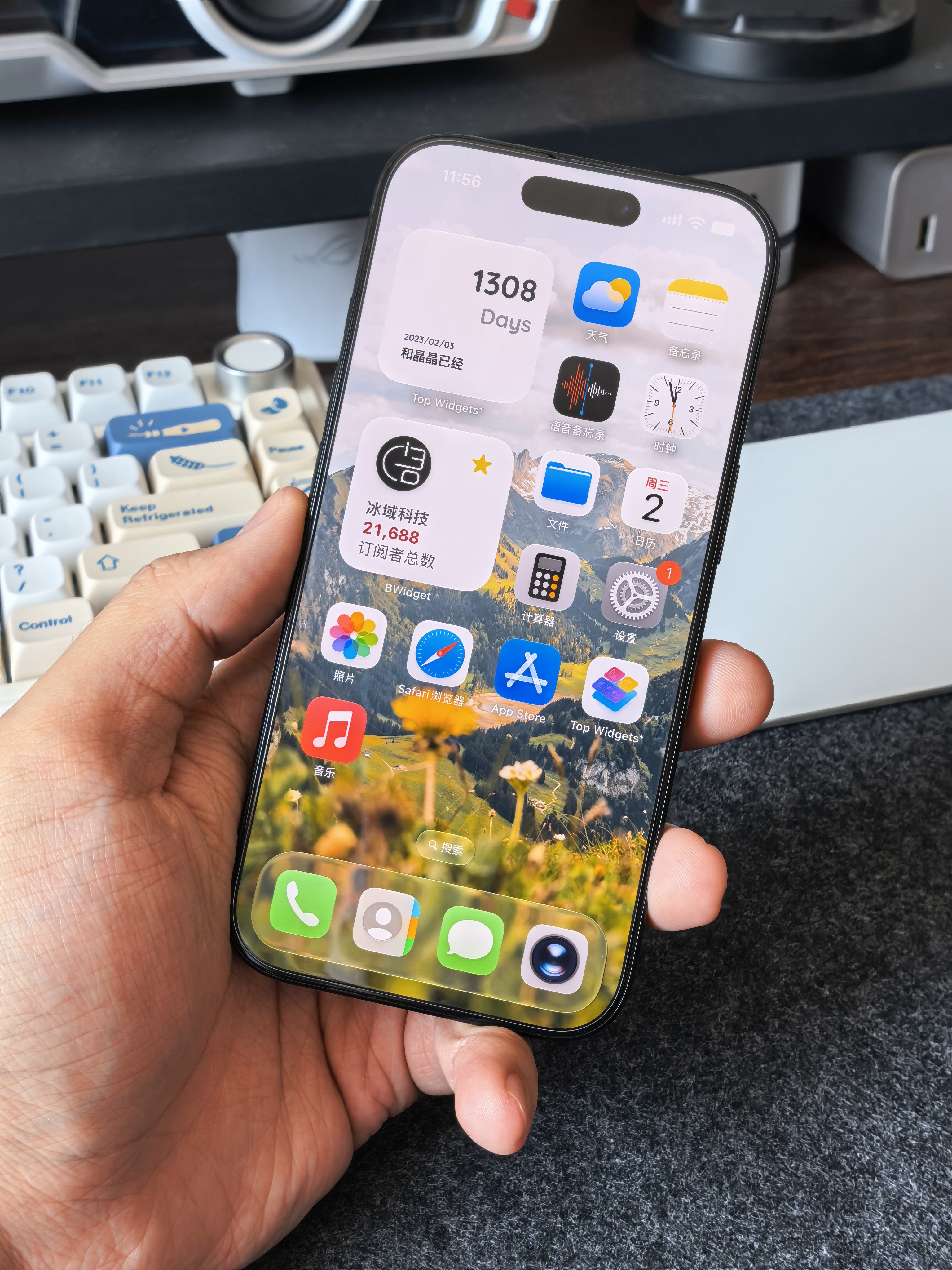 今年特别想给我的16Pro换成iPhone 18 Pro，一方面是它好卡现在，另