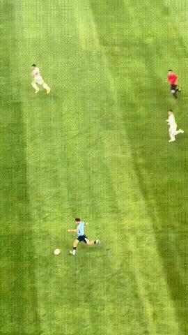 毛伟杰厉害啊，玩起了一条龙破门，这一扣一打，相当自信，我一中立球迷看的都挺爽，感