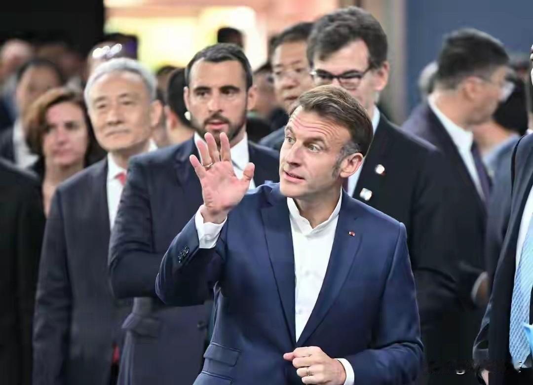 马克龙访川大，可不是简单的校园打卡，而是中法关系“新甲子”里的一记实招。这背后藏