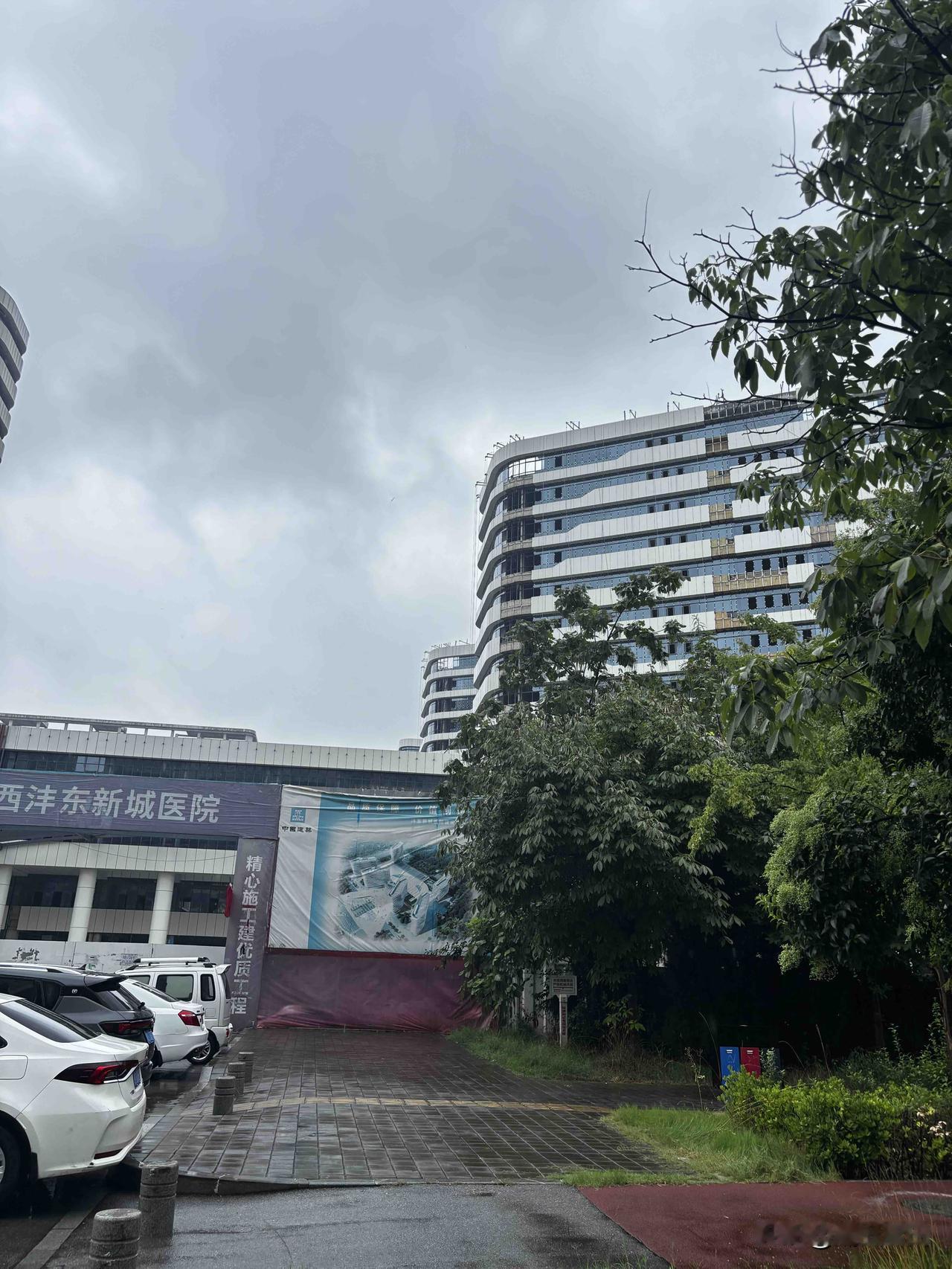 陕西沣东新城医院，这个啥时候开建的，计划何时完成。这个规模看着不小，面积挺大的，
