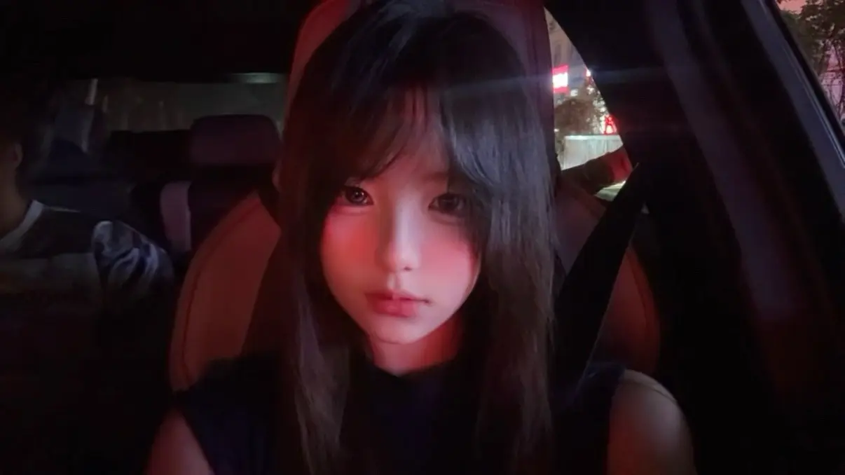 摸小猫的头是因为只喜欢小猫吗 还是所有小猫的头都想摸