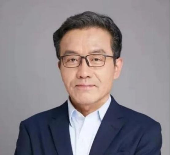 复旦大学教授王德峰，撕开了中国社会当下最大的遮羞布，振聋发聩！他说：“今日之中国