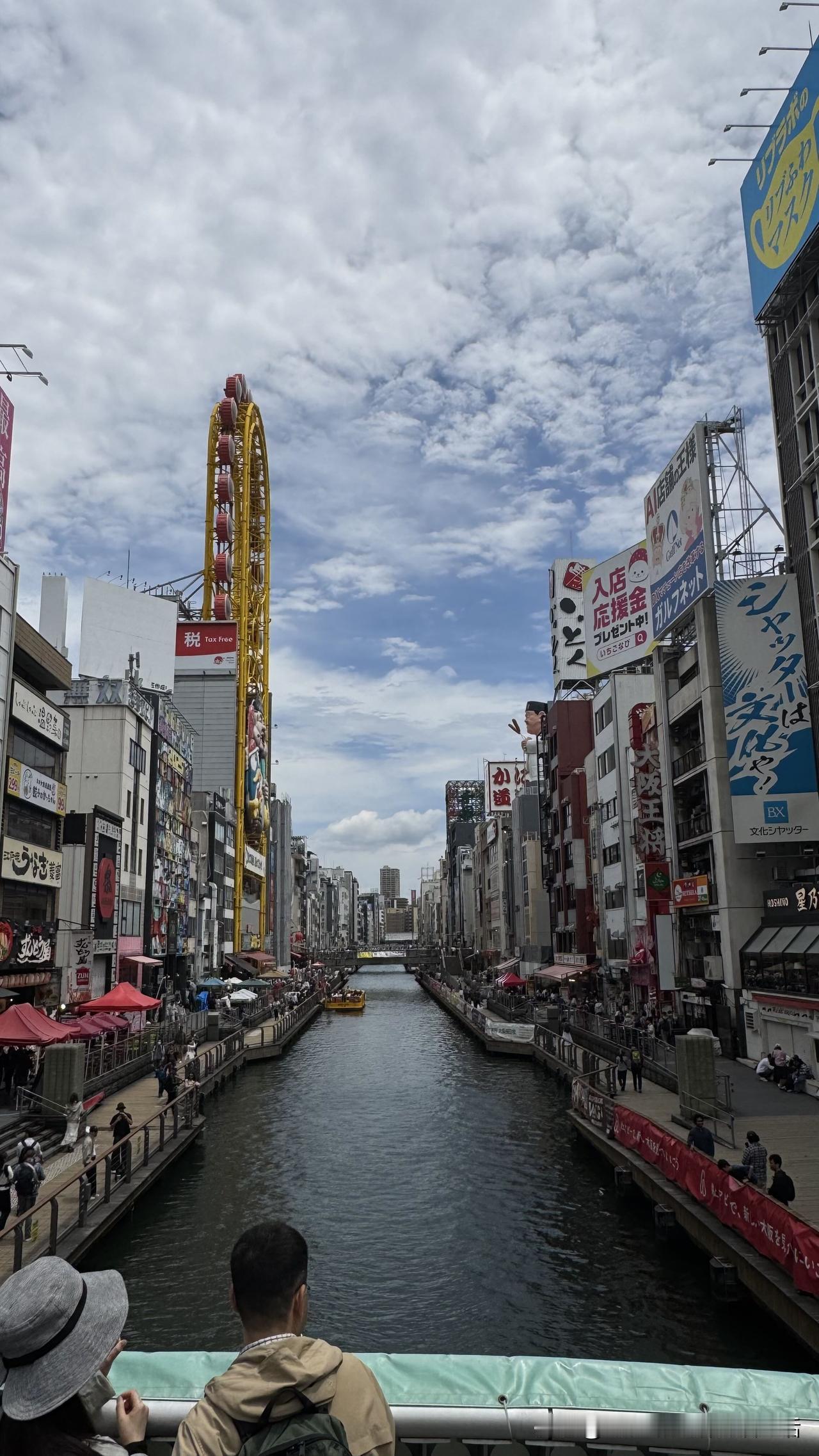 大阪行（二），好物分享。
初到大阪，买了一盒“奇怪的鸡蛋”，次日网上说了这事，网