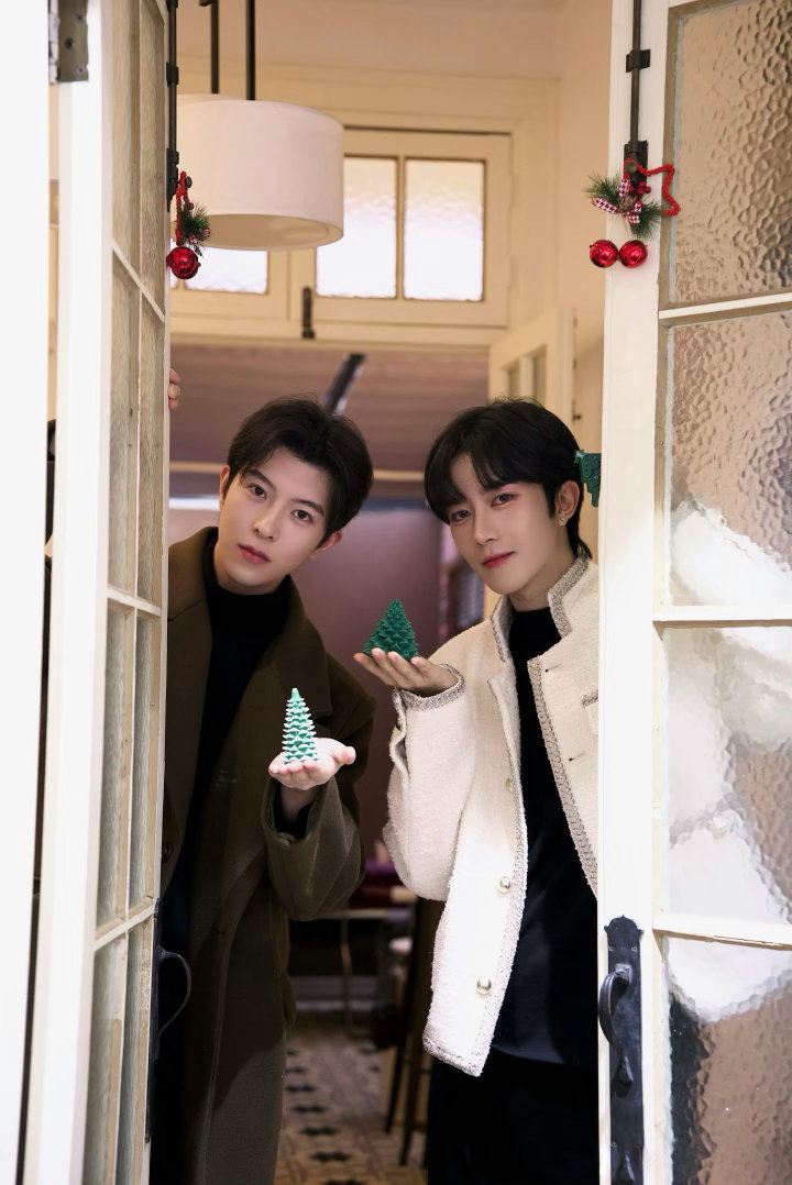 「平安·喜樂」▸ 𝐿𝑢𝑐𝑘𝑦 🦌「 萬事·順遂  」🎄