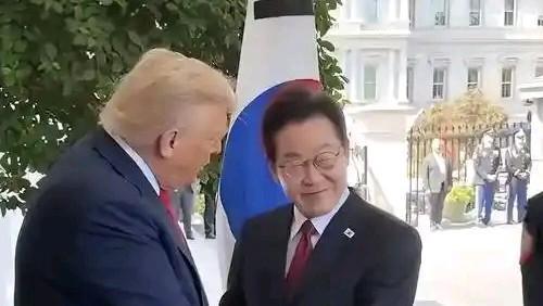 特朗普提前离开韩国可能会让李在明政府陷入比较尴尬的境地，韩国方面为APEC峰会进