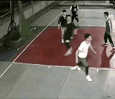 这个真的很痛，
太不应该了。