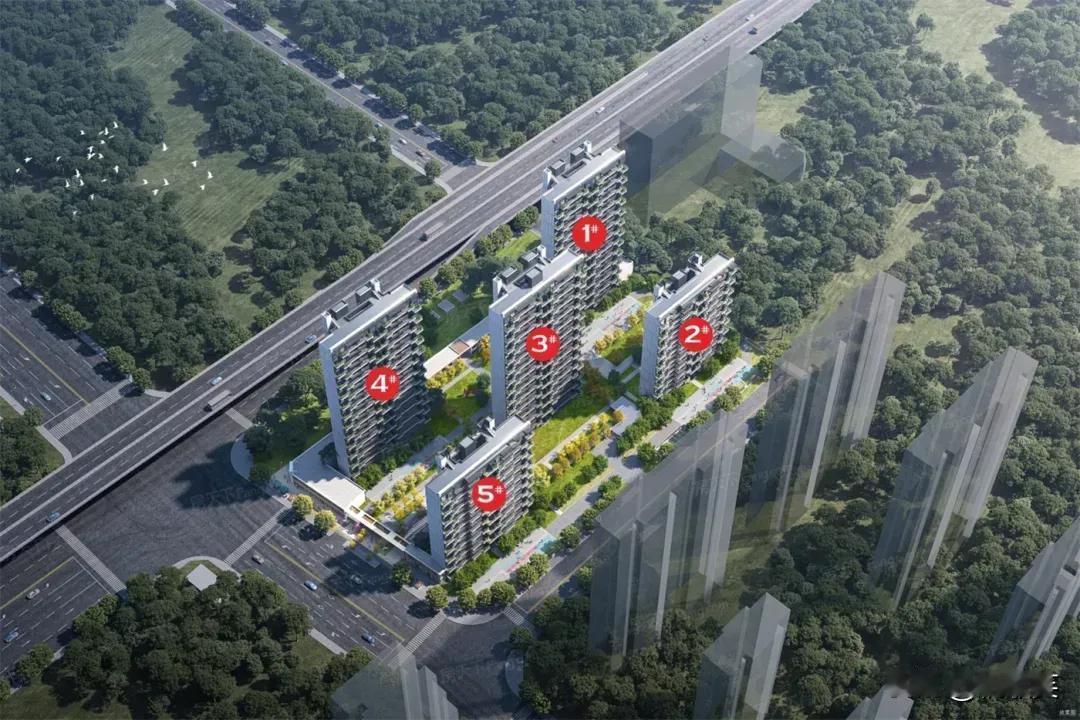 快讯！日前，西安王寺地铁口“鸿瑞新玺项目”新一批房源价格公示，均价16382.9