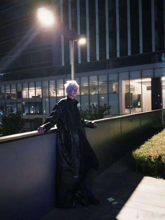 田栩宁吸血鬼造型，不一样的 ，