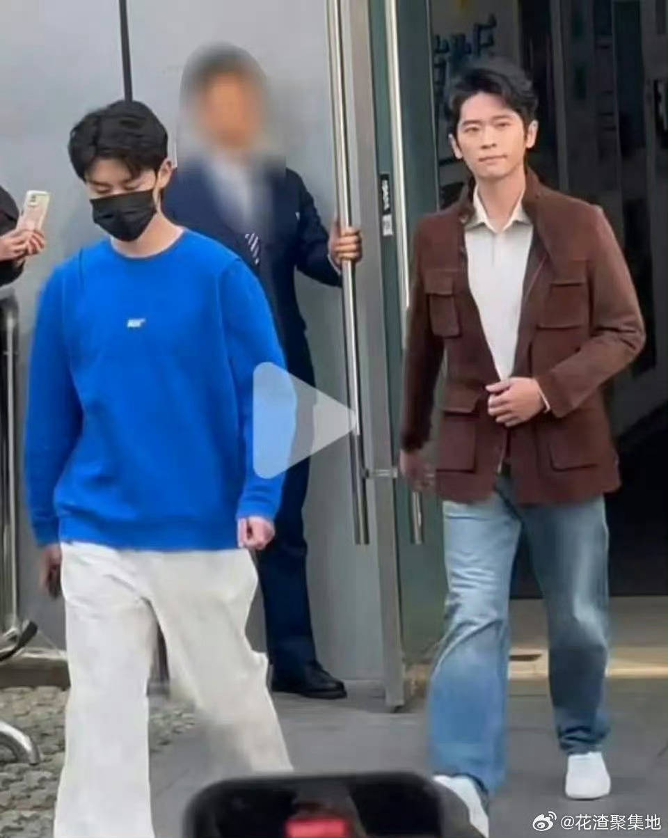 真素人VS假素人。。 
