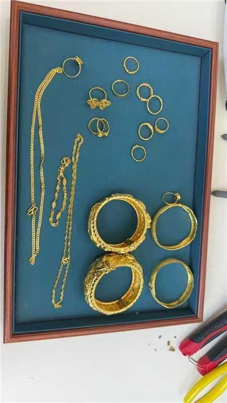 1月4日，据外媒调查，2026年黄金均价预期大幅上扬。截至1月29日，COMEX