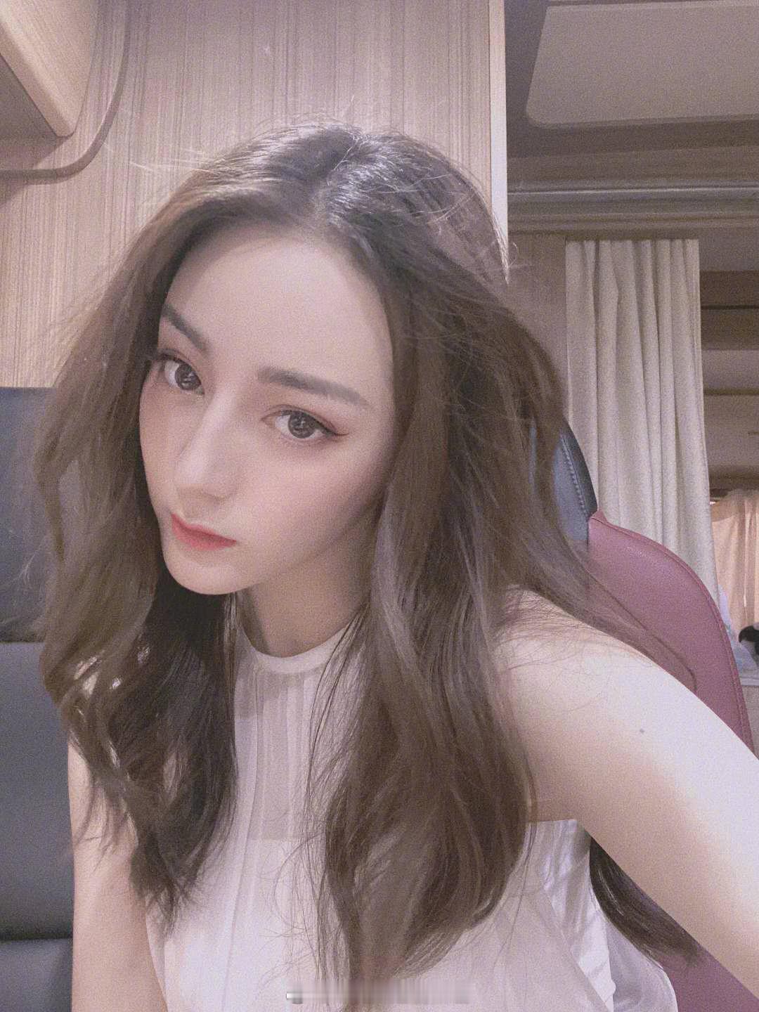 女神怼脸迪丽热巴 ​​​