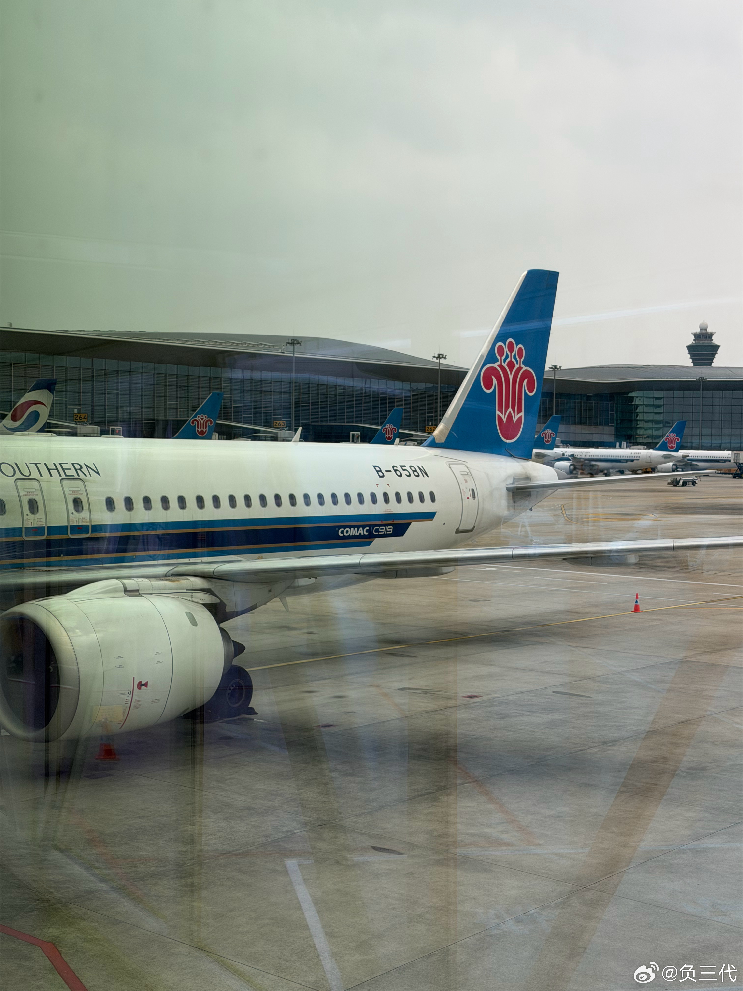 早，开启我的长春24小时特种兵之旅！我的目标只有三个：吃林蛙，搓背，炫盒饭