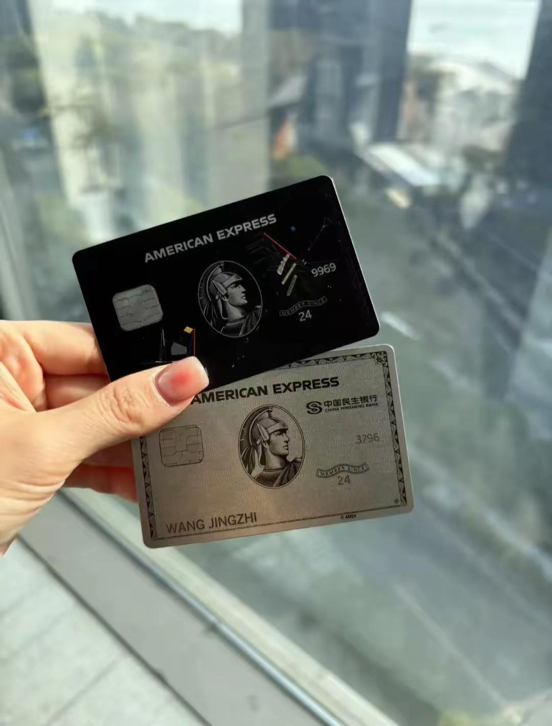 月薪五万的婚姻，到底买走了多少快乐？
 
我姐们儿闪嫁富二代，银行卡余额看得人眼