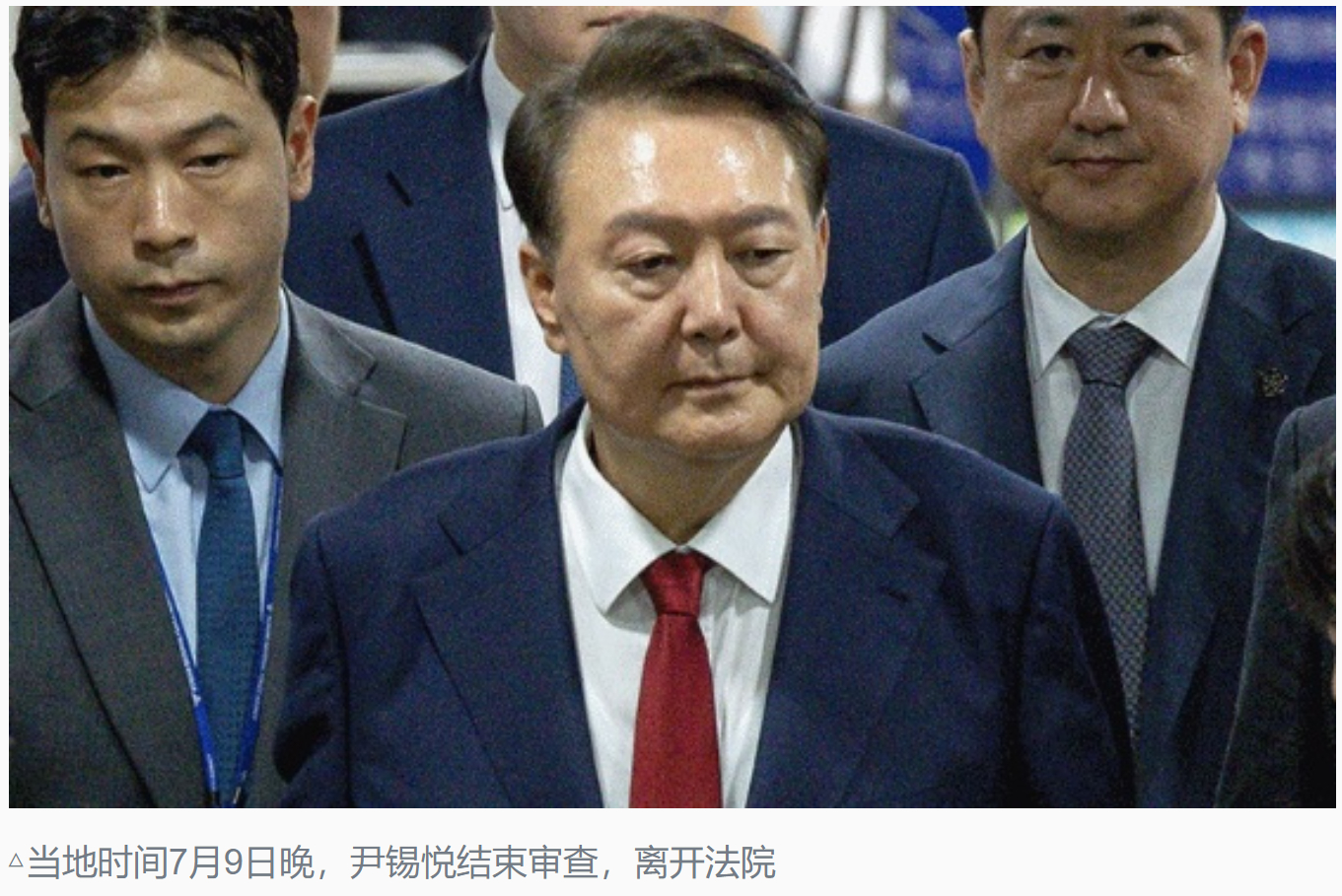 【韩国法院签发逮捕令 #尹锡悦再度被拘留#】#尹锡悦将被押往看守所# 当地时间7