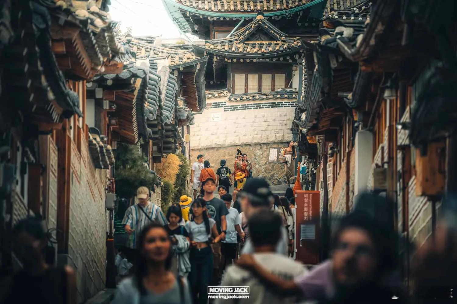 韩国是一个巨大的县城 有些人一聊发展就盯着高楼数量，好像没有玻璃幕墙都不配叫城市