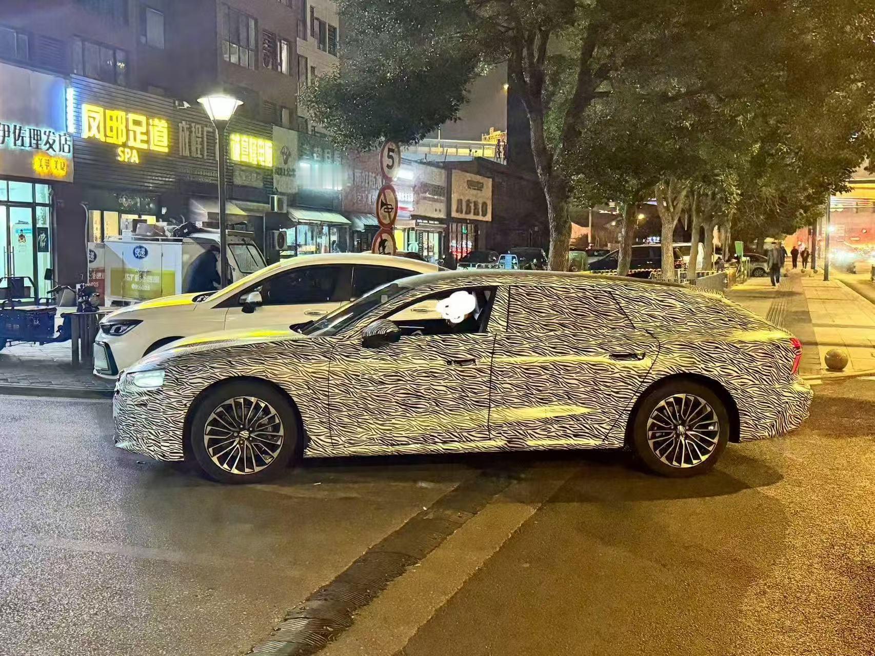 150辆。7月份的奥迪A7L，交出了上市以来的最差成绩单。这也就解释了A7L旅行