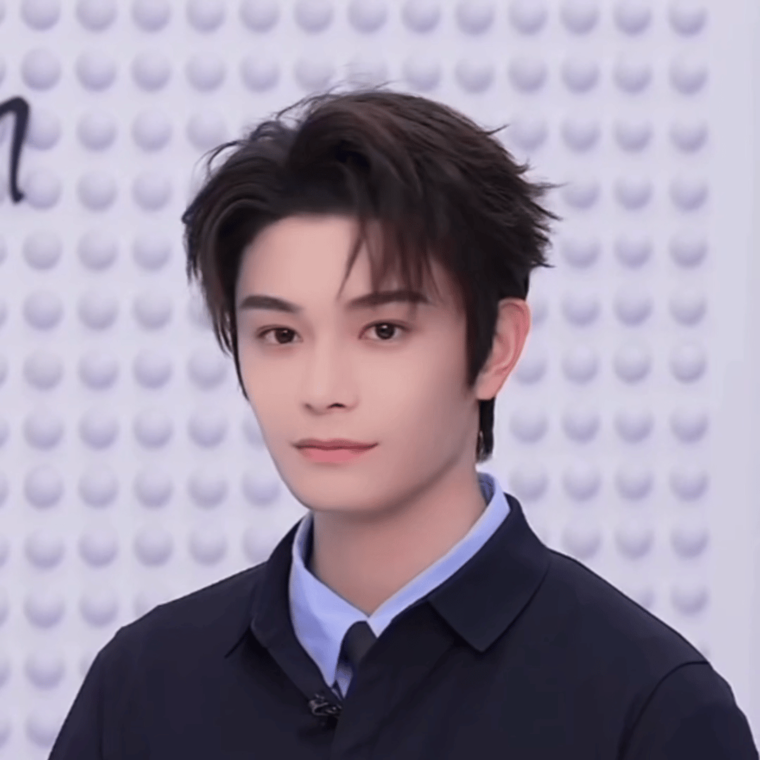 这辈子学不会丁锅这个表情 