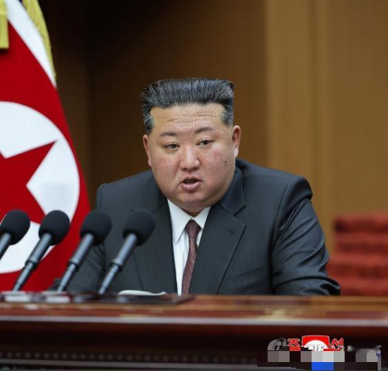 金正恩今天把话说死了，而且是亲口说的：朝鲜与俄罗斯的关系，已经巩固成为"同志之间