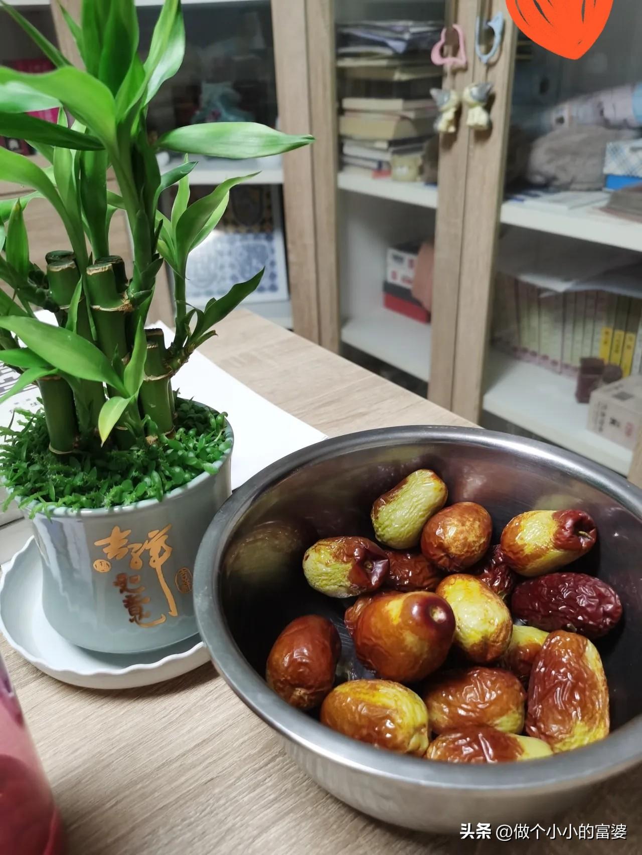 谁能想到？男人临死前一天给女儿转20万，可生前对妻女冷漠，还养着情人，这事儿看得