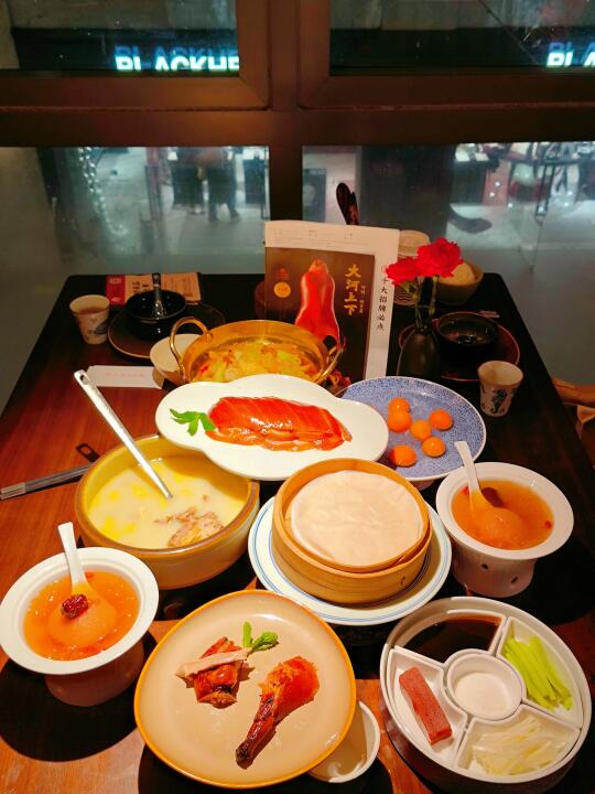 这家烤鸭店真的太好吃了吧！！！