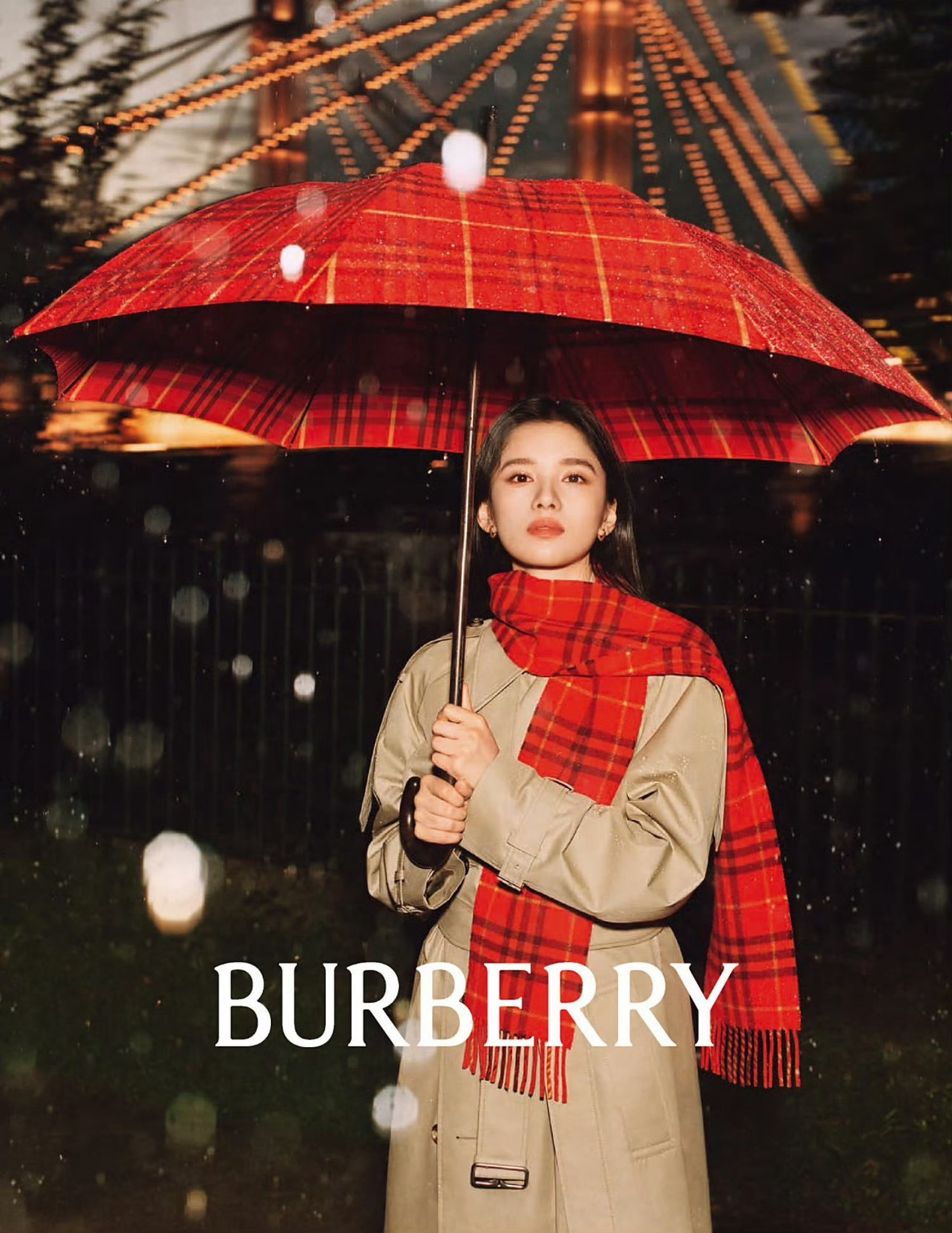 张婧仪   ×   Burberry Outerwear 2024每每刷到婧仪这