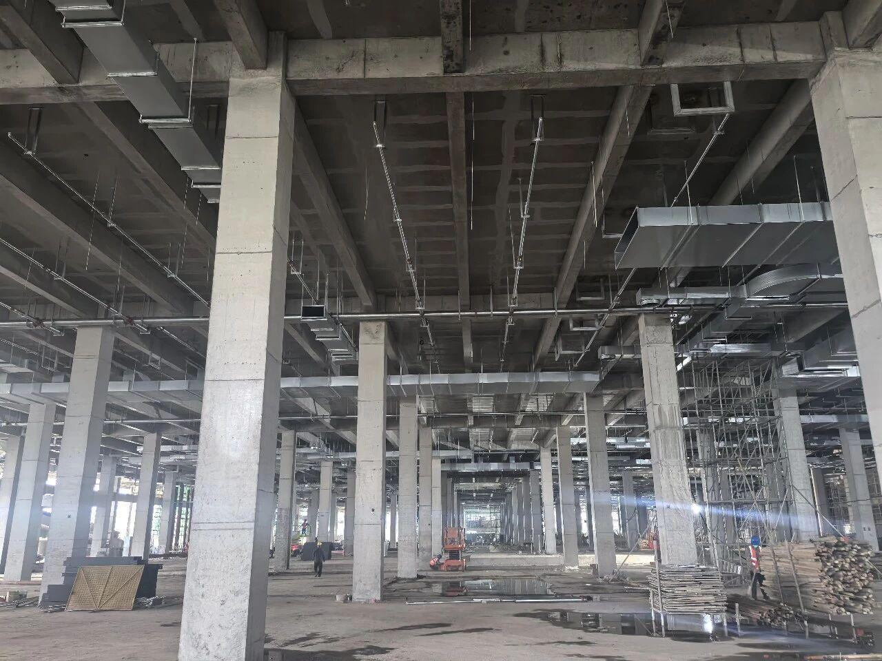 义乌山姆会员超市迎来关键性进展！
近日，秦塘枢纽站地块二顺利通过主体中间结构验收