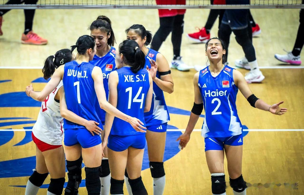 中国女排3-0大黑马，球员评分，郭中楠奇兵，4人最佳，1人不及格

亚锦赛第二场