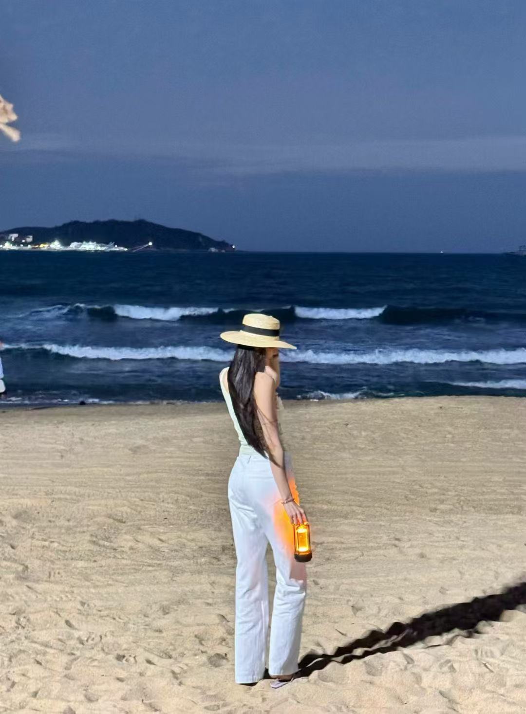 海风吹走烦恼 
