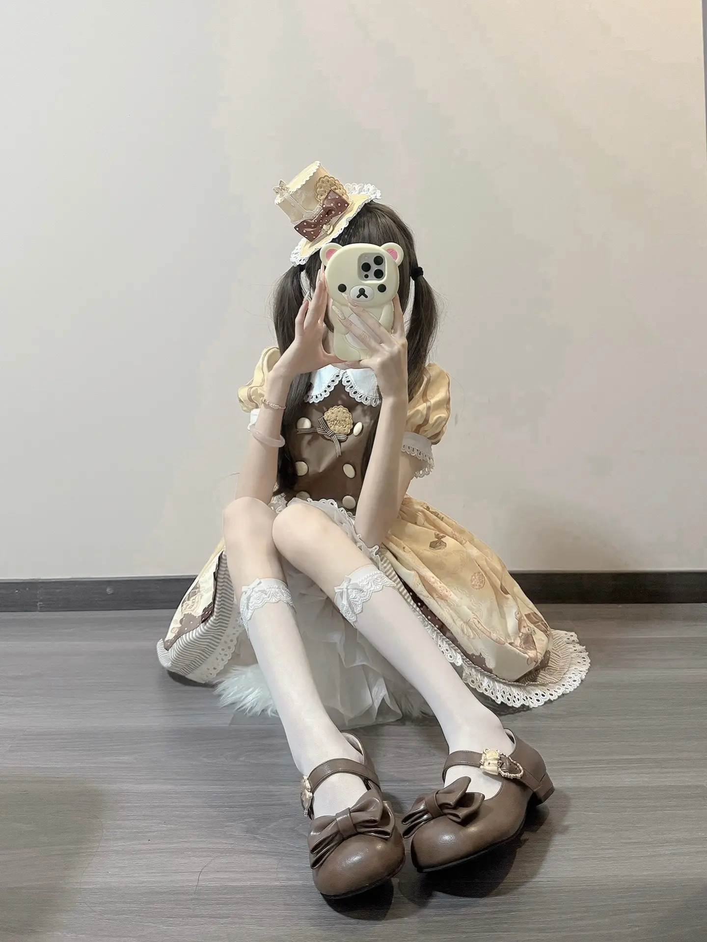 我不得不承认  每个人都是阶段性的陪伴  然而 我讨厌任何别离