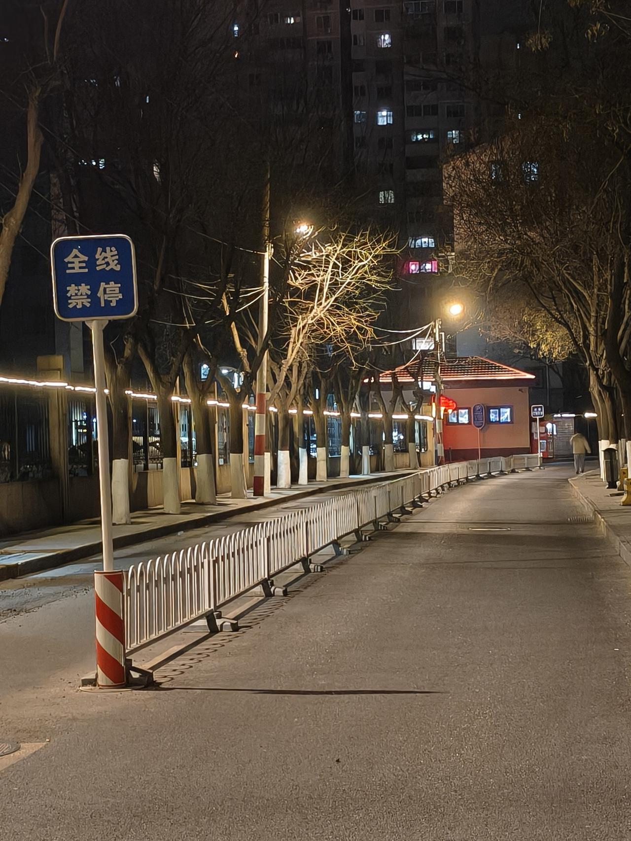 上联：酒里忧愁少，请高手对下联肉中营养多