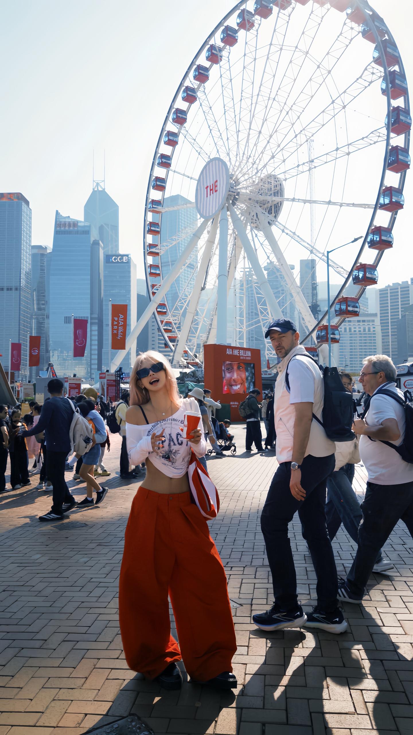 我永远自信 自由 自洽