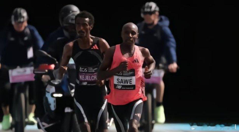 北京时间4月26日，2026年伦敦马拉松男子精英组，萨巴斯蒂安-萨维1小时59分