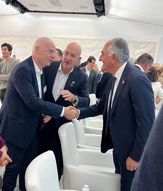 伊朗足协主席说很难期待世界杯了 首先要保护你们的国家才是王道，国家都没有了谈什么