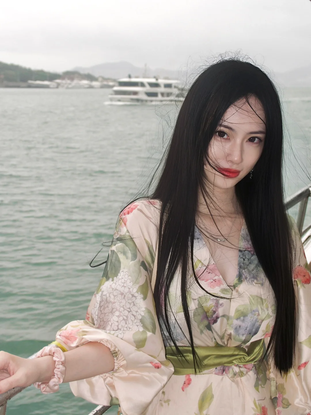 海边大美女一枚