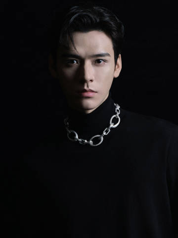 龚俊10月参加巴黎时装周 龚俊巴黎时装周行程预告  龚俊巴黎时装周行程预告，是1
