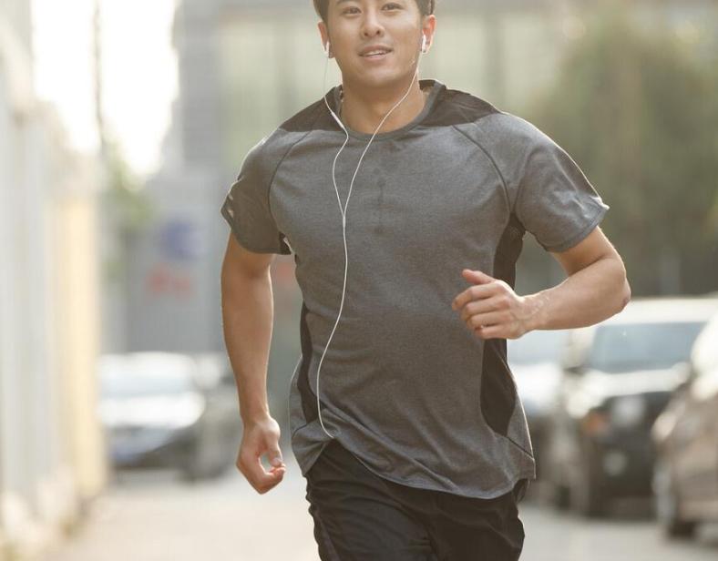心脏好不好，跑步就能知道？跑步没有4种异常，心脏可能还算健康

