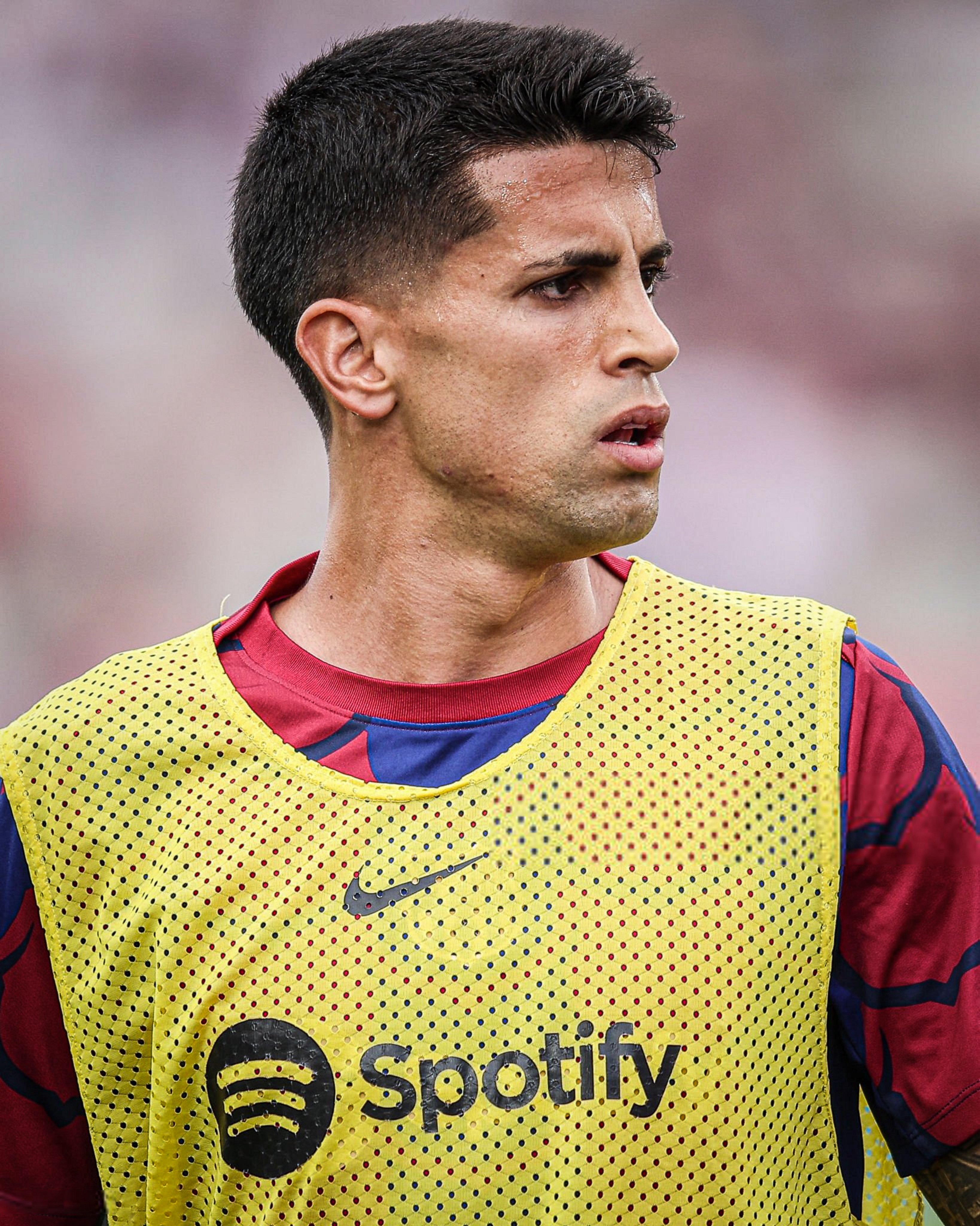 🚨🚨每体记者： 我觉得坎塞洛的交易不会成功。 巴塞罗那俱乐部告知球员经纪人，